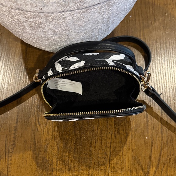 Kate Spade Black and White Floral Mini Bag - Picture 2 of 4